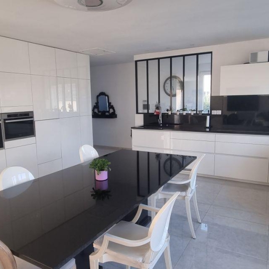  A.C.B.I. - AGENCES CHRISTINE BOYER IMMOBILIER : House | VENDOME (41100) | 358 m2 | 459 000 € 