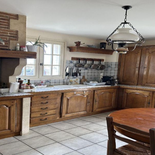  A.C.B.I. - AGENCES CHRISTINE BOYER IMMOBILIER : House | VENDOME (41100) | 218 m2 | 409 000 € 