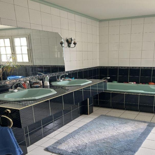  A.C.B.I. - AGENCES CHRISTINE BOYER IMMOBILIER : House | VENDOME (41100) | 218 m2 | 409 000 € 