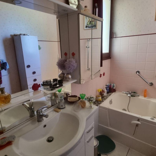  A.C.B.I. - AGENCES CHRISTINE BOYER IMMOBILIER : House | VENDOME (41100) | 147 m2 | 220 000 € 