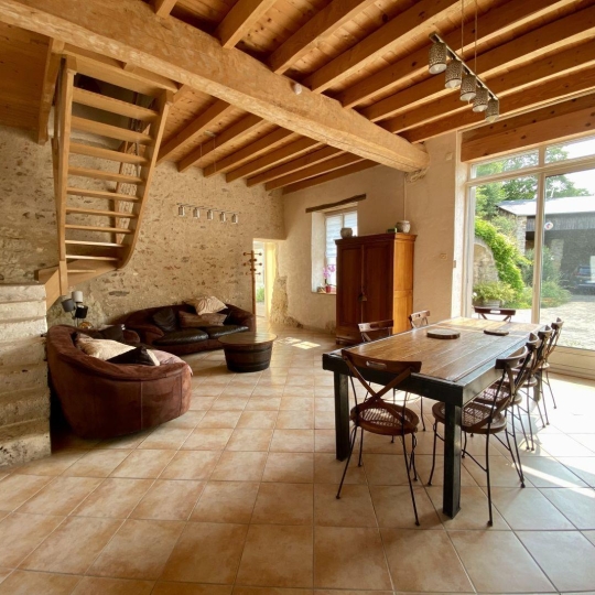  A.C.B.I. - AGENCES CHRISTINE BOYER IMMOBILIER : House | VENDOME (41100) | 200 m2 | 343 200 € 