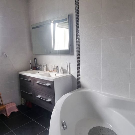  A.C.B.I. - AGENCES CHRISTINE BOYER IMMOBILIER : House | VENDOME (41100) | 120 m2 | 272 000 € 