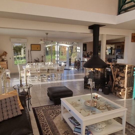  A.C.B.I. - AGENCES CHRISTINE BOYER IMMOBILIER : House | VENDOME (41100) | 217 m2 | 418 000 € 