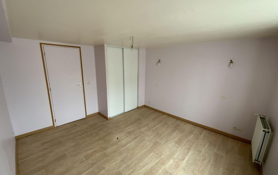 A.C.B.I. - AGENCES CHRISTINE BOYER IMMOBILIER : Building | CHATEAUDUN (28200) | 185 m2 | 199 500 € 