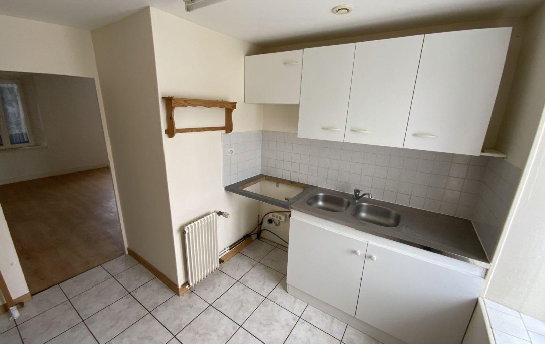 A.C.B.I. - AGENCES CHRISTINE BOYER IMMOBILIER : Building | CHATEAUDUN (28200) | 185 m2 | 199 500 € 