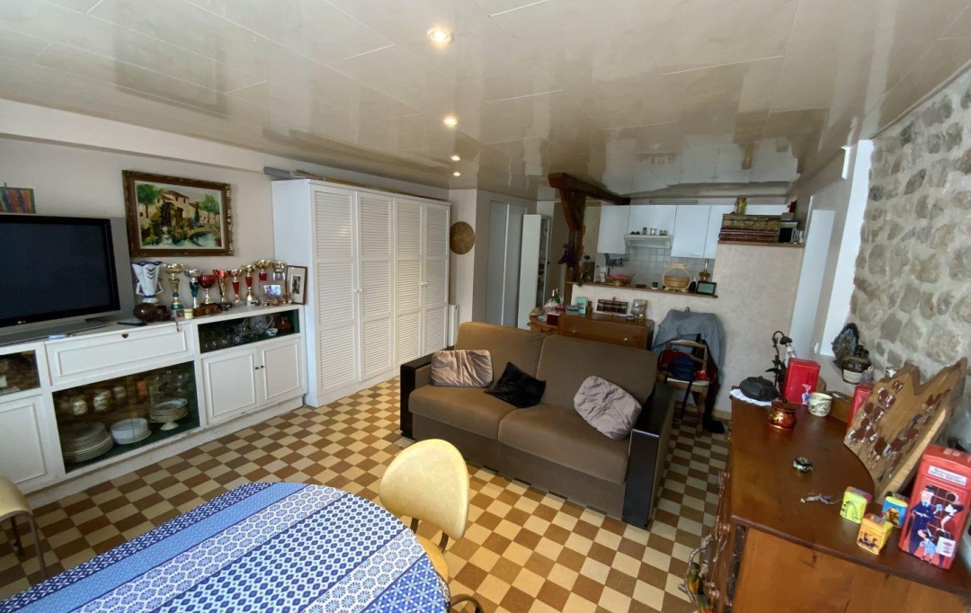 A.C.B.I. - AGENCES CHRISTINE BOYER IMMOBILIER : Building | CHATEAUDUN (28200) | 185 m2 | 199 500 € 