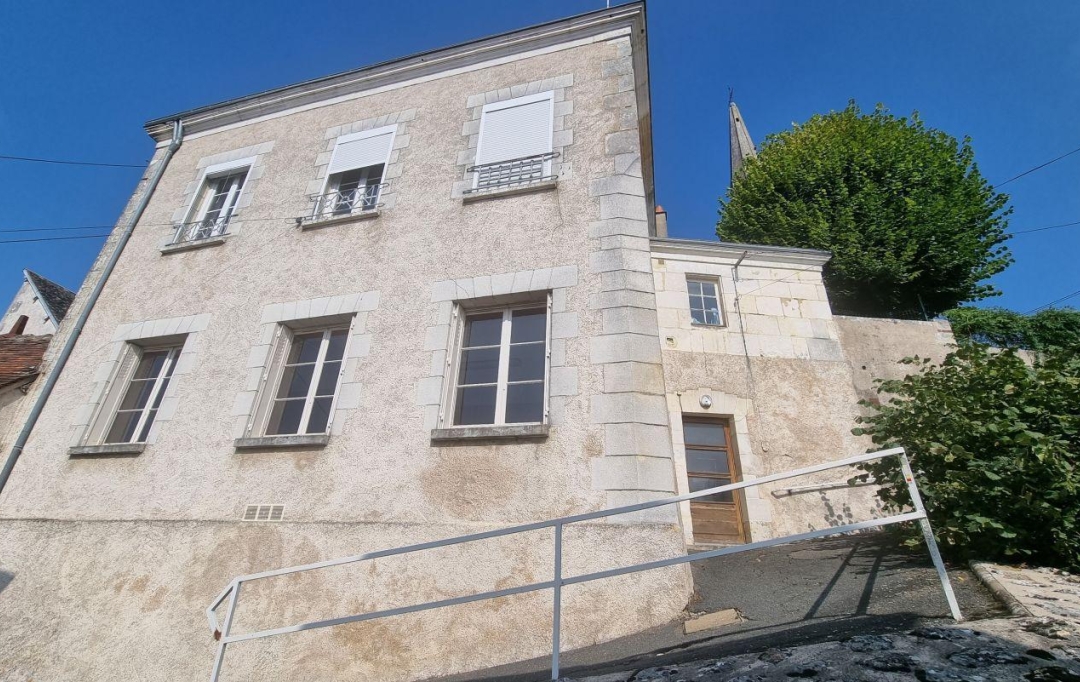 A.C.B.I. - AGENCES CHRISTINE BOYER IMMOBILIER : House | VENDOME (41100) | 172 m2 | 199 500 € 