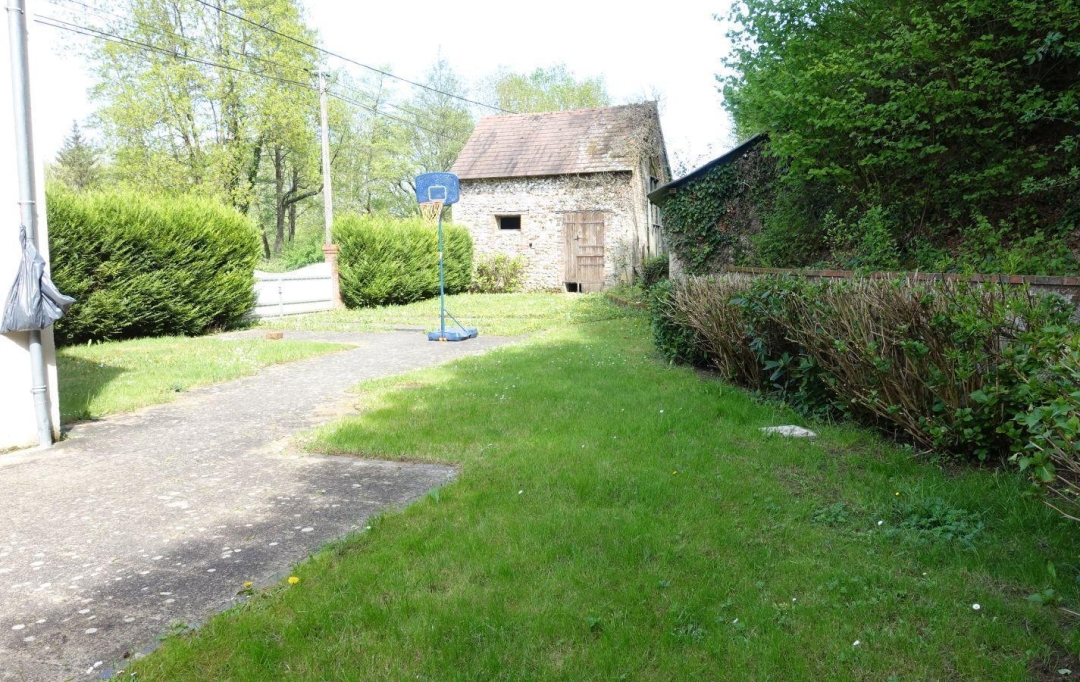 A.C.B.I. - AGENCES CHRISTINE BOYER IMMOBILIER : House | FRETEVAL (41160) | 180 m2 | 186 900 € 