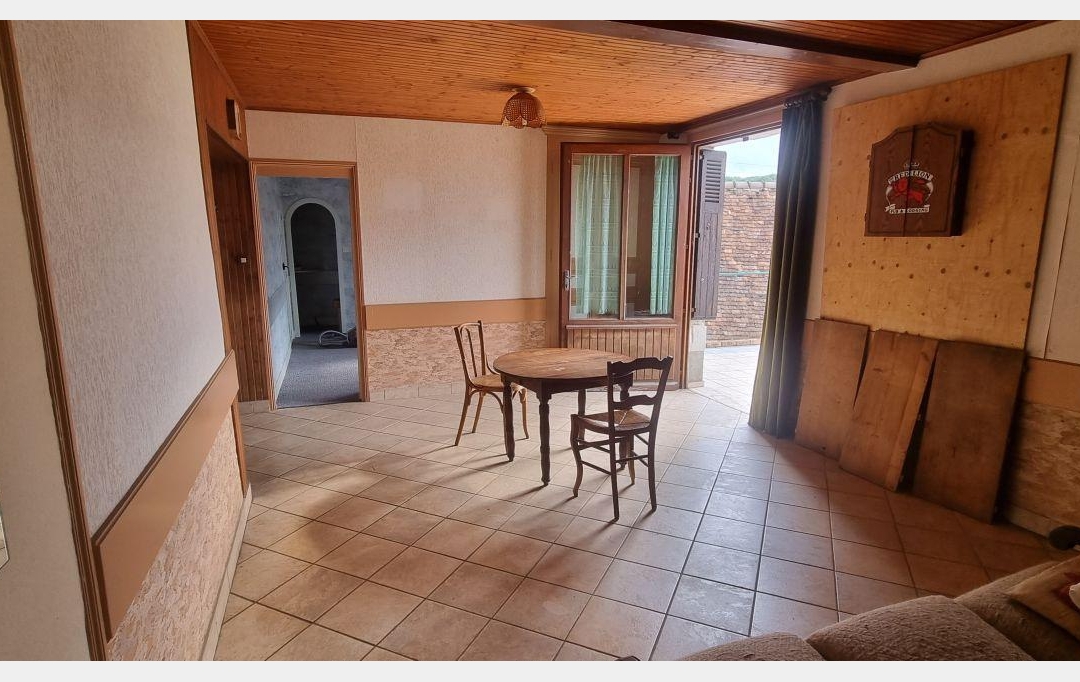 A.C.B.I. - AGENCES CHRISTINE BOYER IMMOBILIER : House | VENDOME (41100) | 200 m2 | 106 000 € 