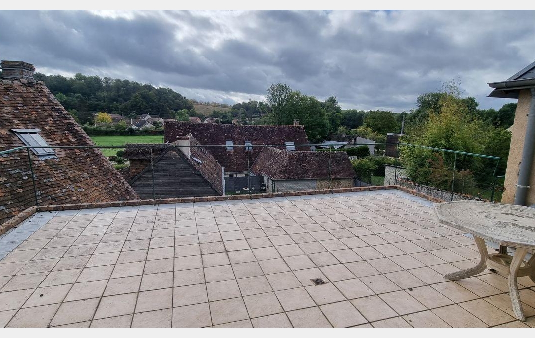 A.C.B.I. - AGENCES CHRISTINE BOYER IMMOBILIER : House | VENDOME (41100) | 200 m2 | 106 000 € 
