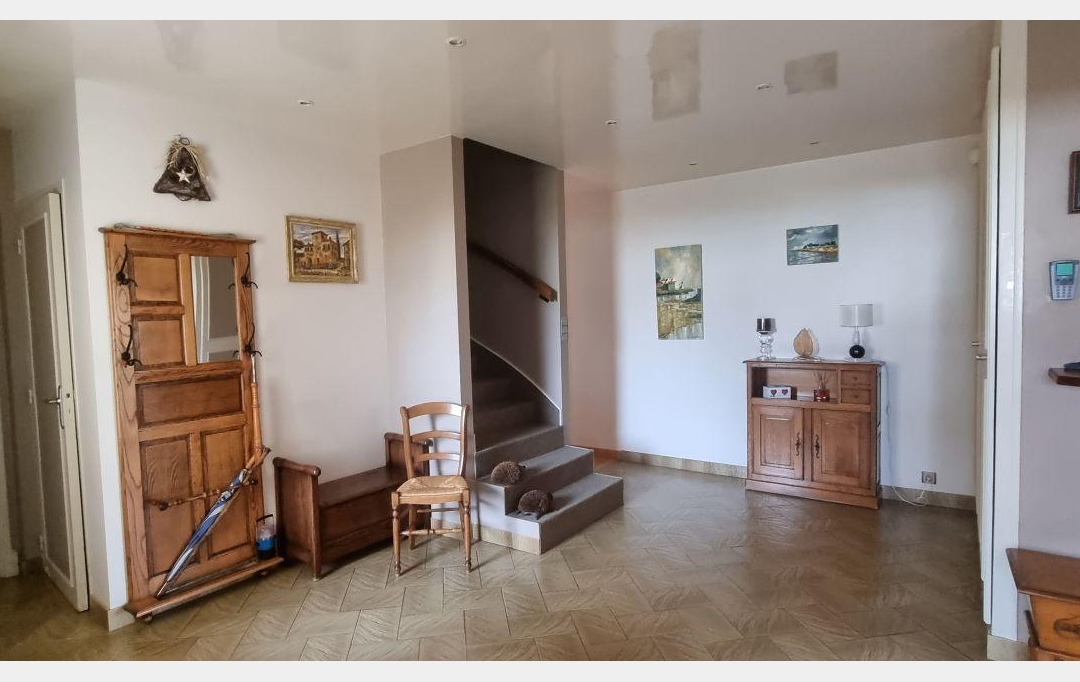 A.C.B.I. - AGENCES CHRISTINE BOYER IMMOBILIER : House | OUZOUER-LE-MARCHE (41240) | 226 m2 | 376 800 € 