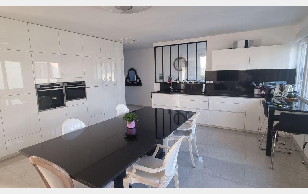 A.C.B.I. - AGENCES CHRISTINE BOYER IMMOBILIER : House | VENDOME (41100) | 358 m2 | 459 000 € 