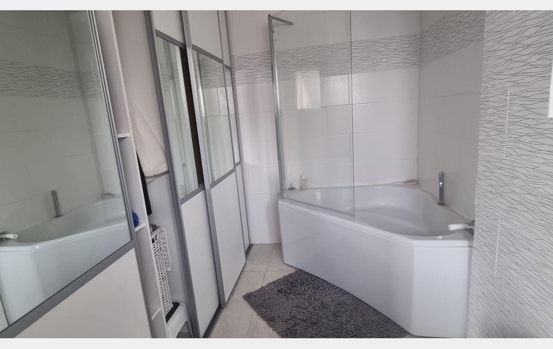 A.C.B.I. - AGENCES CHRISTINE BOYER IMMOBILIER : House | VENDOME (41100) | 358 m2 | 459 000 € 