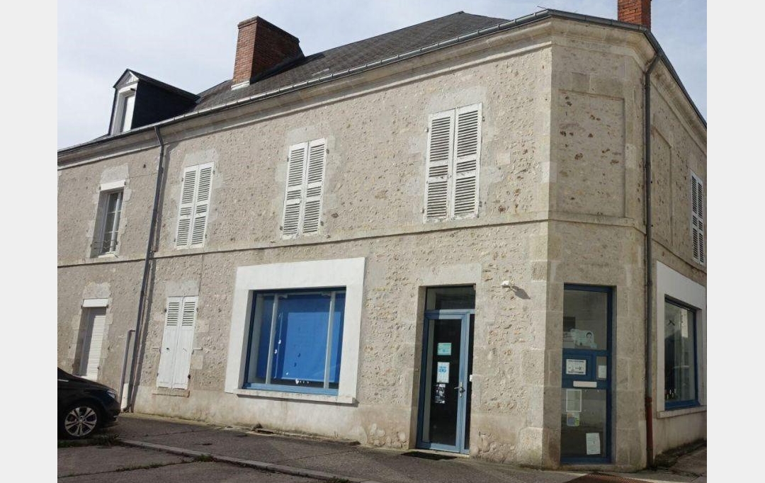 A.C.B.I. - AGENCES CHRISTINE BOYER IMMOBILIER : Building | BLOIS (41000) | 200 m2 | 87 000 € 