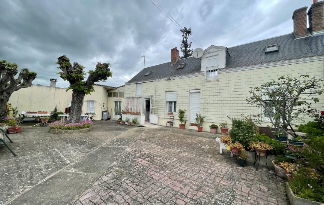 A.C.B.I. - AGENCES CHRISTINE BOYER IMMOBILIER : Maison / Villa | VENDOME (41100) | 94 m2 | 138 000 € 