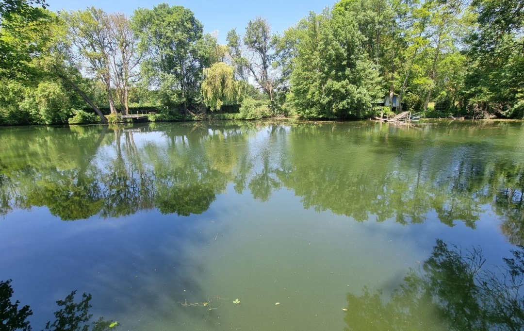 A.C.B.I. - AGENCES CHRISTINE BOYER IMMOBILIER : Terrain | AREINES (41100) | 0 m2 | 8 500 € 