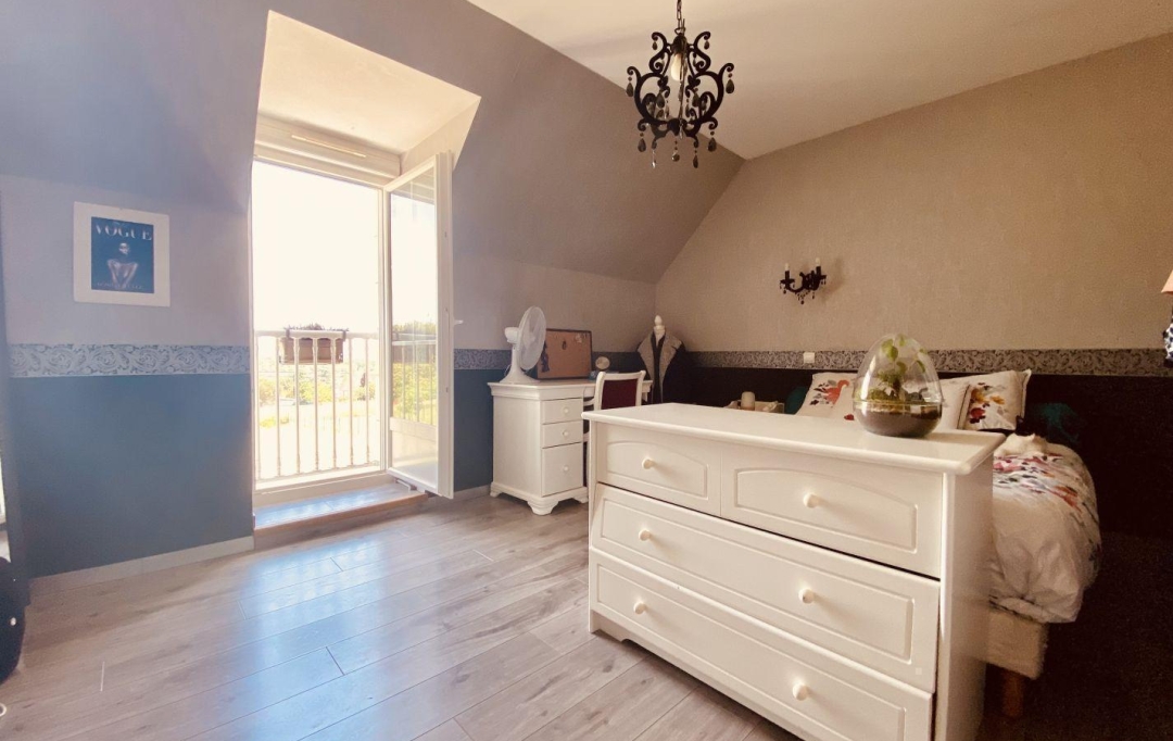 A.C.B.I. - AGENCES CHRISTINE BOYER IMMOBILIER : House | VENDOME (41100) | 205 m2 | 447 200 € 