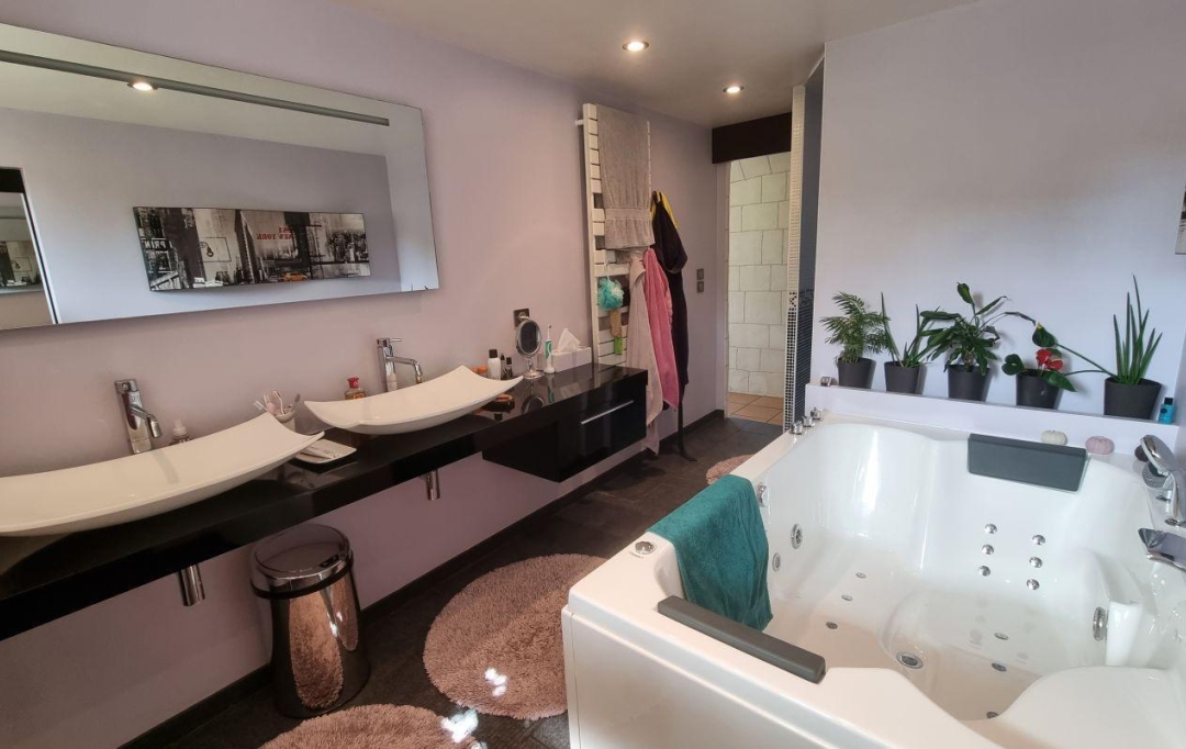 A.C.B.I. - AGENCES CHRISTINE BOYER IMMOBILIER : Maison / Villa | VENDOME (41100) | 210 m2 | 328 500 € 