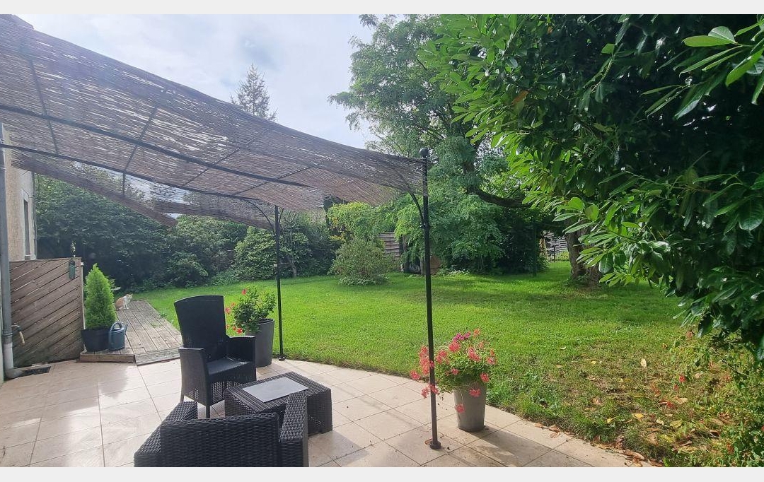 A.C.B.I. - AGENCES CHRISTINE BOYER IMMOBILIER : House | VENDOME (41100) | 155 m2 | 231 000 € 