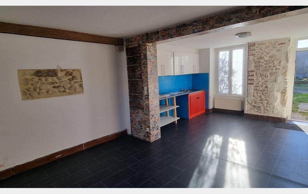 A.C.B.I. - AGENCES CHRISTINE BOYER IMMOBILIER : House | VENDOME (41100) | 94 m2 | 118 000 € 