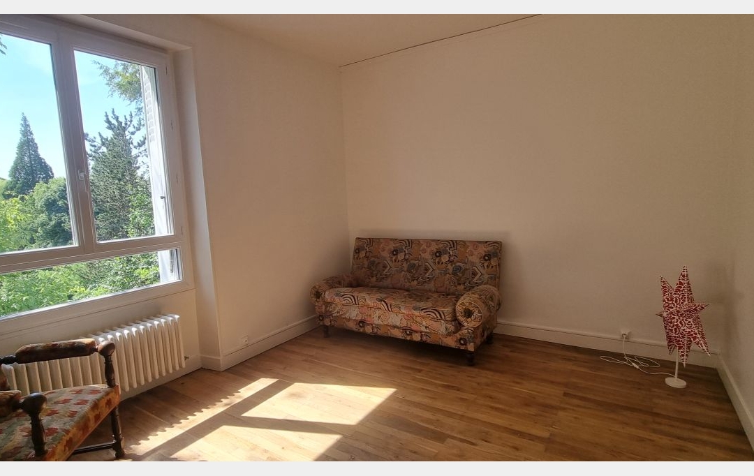 A.C.B.I. - AGENCES CHRISTINE BOYER IMMOBILIER : House | NAVEIL (41100) | 85 m2 | 154 000 € 