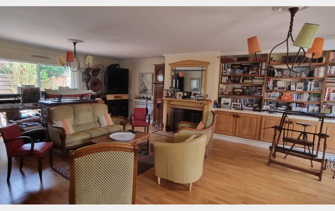 A.C.B.I. - AGENCES CHRISTINE BOYER IMMOBILIER : House | VENDOME (41100) | 153 m2 | 335 000 € 