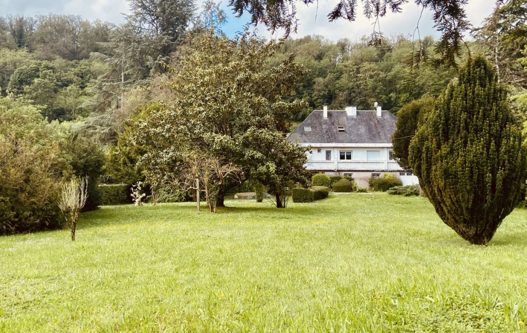 A.C.B.I. - AGENCES CHRISTINE BOYER IMMOBILIER : House | VENDOME (41100) | 104 m2 | 189 000 € 