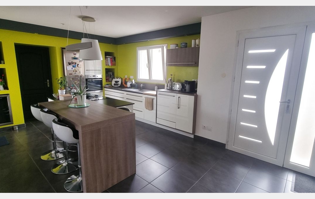 A.C.B.I. - AGENCES CHRISTINE BOYER IMMOBILIER : House | VENDOME (41100) | 120 m2 | 272 000 € 