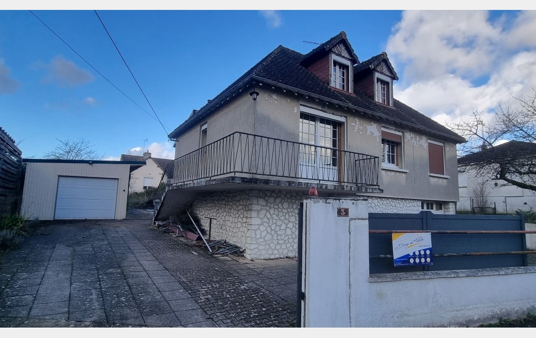 A.C.B.I. - AGENCES CHRISTINE BOYER IMMOBILIER : House | VENDOME (41100) | 145 m2 | 160 000 € 