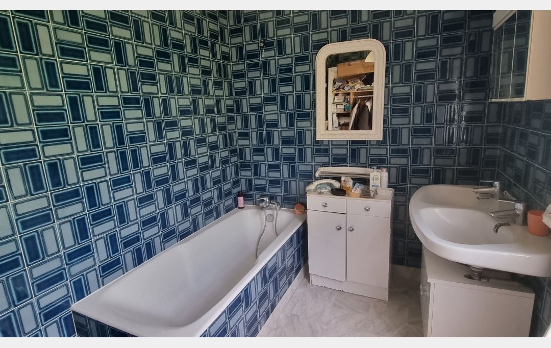 A.C.B.I. - AGENCES CHRISTINE BOYER IMMOBILIER : House | VENDOME (41100) | 161 m2 | 241 500 € 