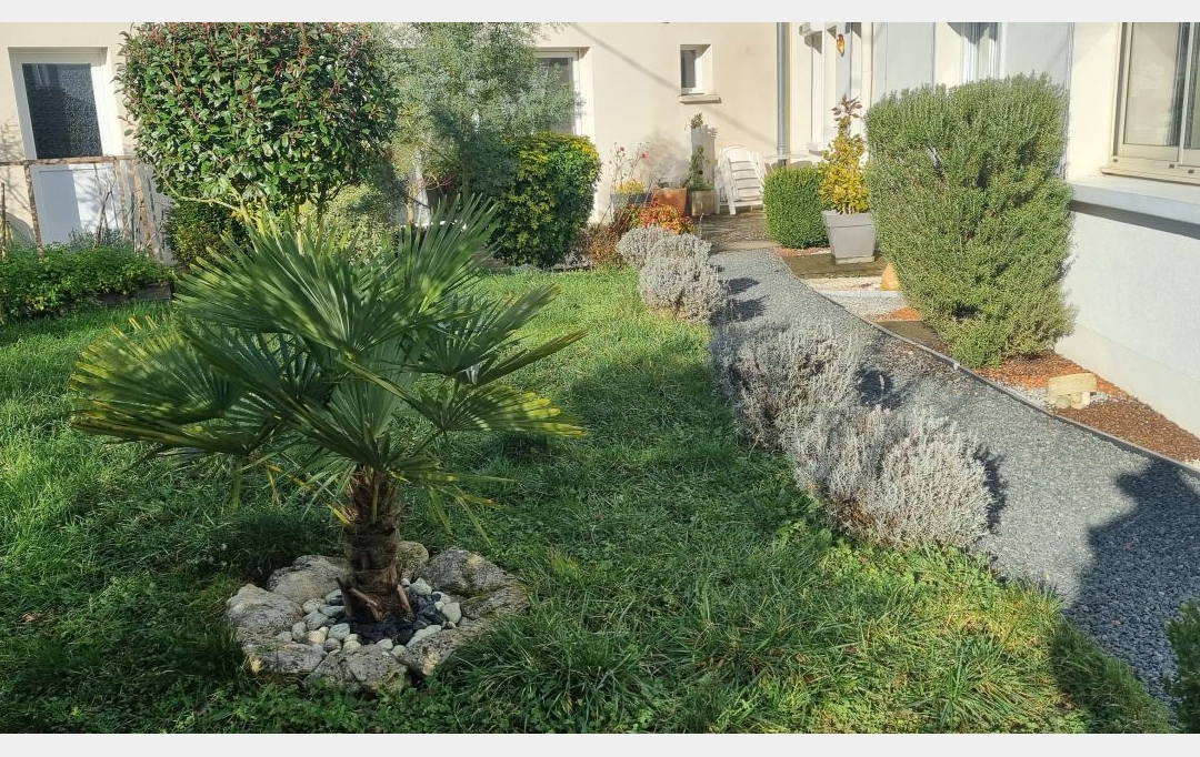 A.C.B.I. - AGENCES CHRISTINE BOYER IMMOBILIER : House | VENDOME (41100) | 150 m2 | 168 000 € 
