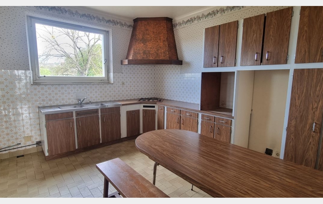 A.C.B.I. - AGENCES CHRISTINE BOYER IMMOBILIER : House | VENDOME (41100) | 141 m2 | 273 000 € 