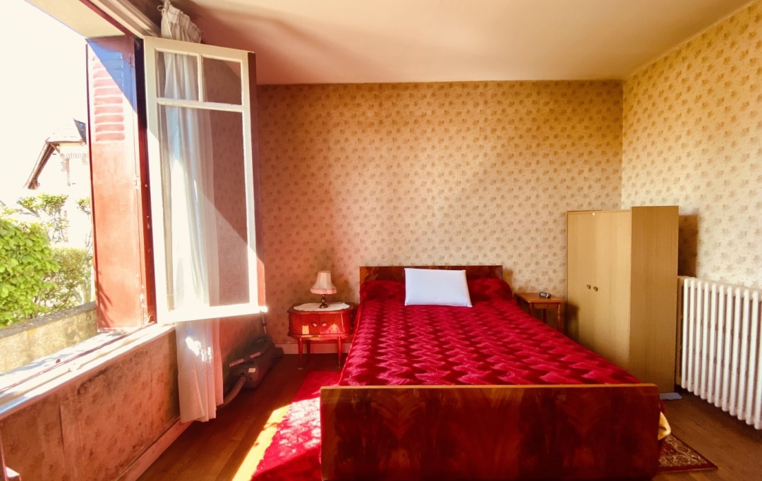 A.C.B.I. - AGENCES CHRISTINE BOYER IMMOBILIER : House | VENDOME (41100) | 105 m2 | 189 000 € 