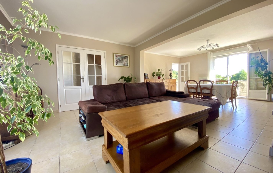 A.C.B.I. - AGENCES CHRISTINE BOYER IMMOBILIER : House | VENDOME (41100) | 198 m2 | 410 800 € 