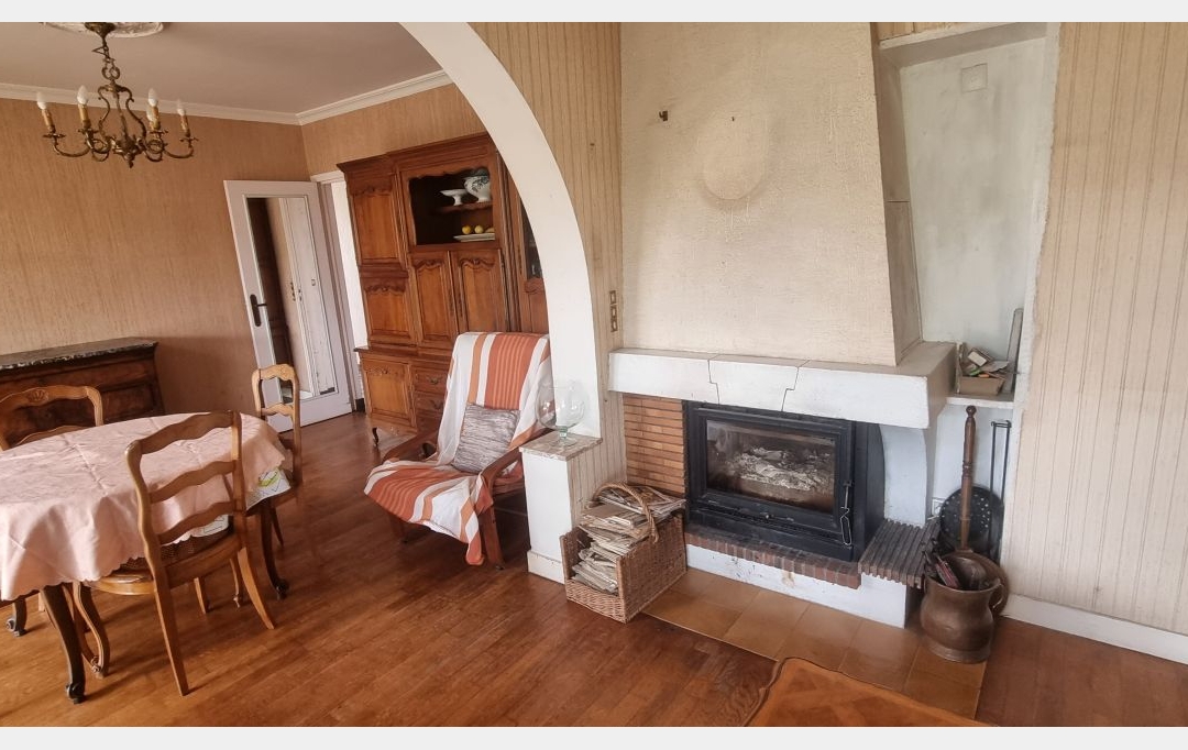 A.C.B.I. - AGENCES CHRISTINE BOYER IMMOBILIER : House | VENDOME (41100) | 117 m2 | 168 000 € 