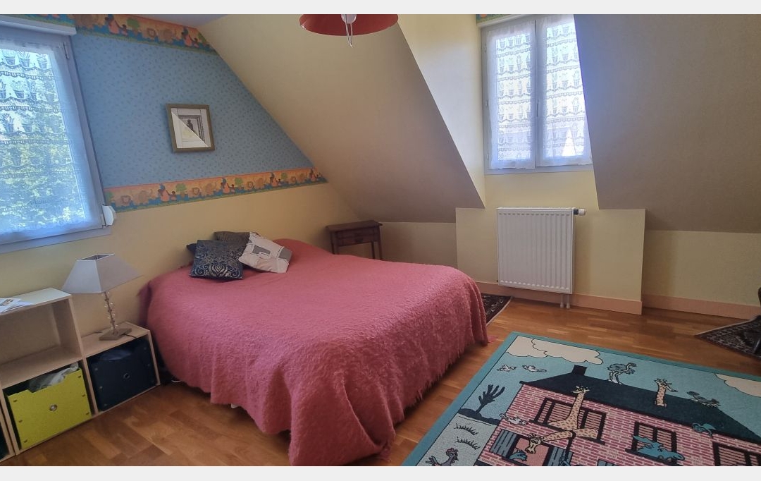 A.C.B.I. - AGENCES CHRISTINE BOYER IMMOBILIER : House | VENDOME (41100) | 164 m2 | 311 700 € 