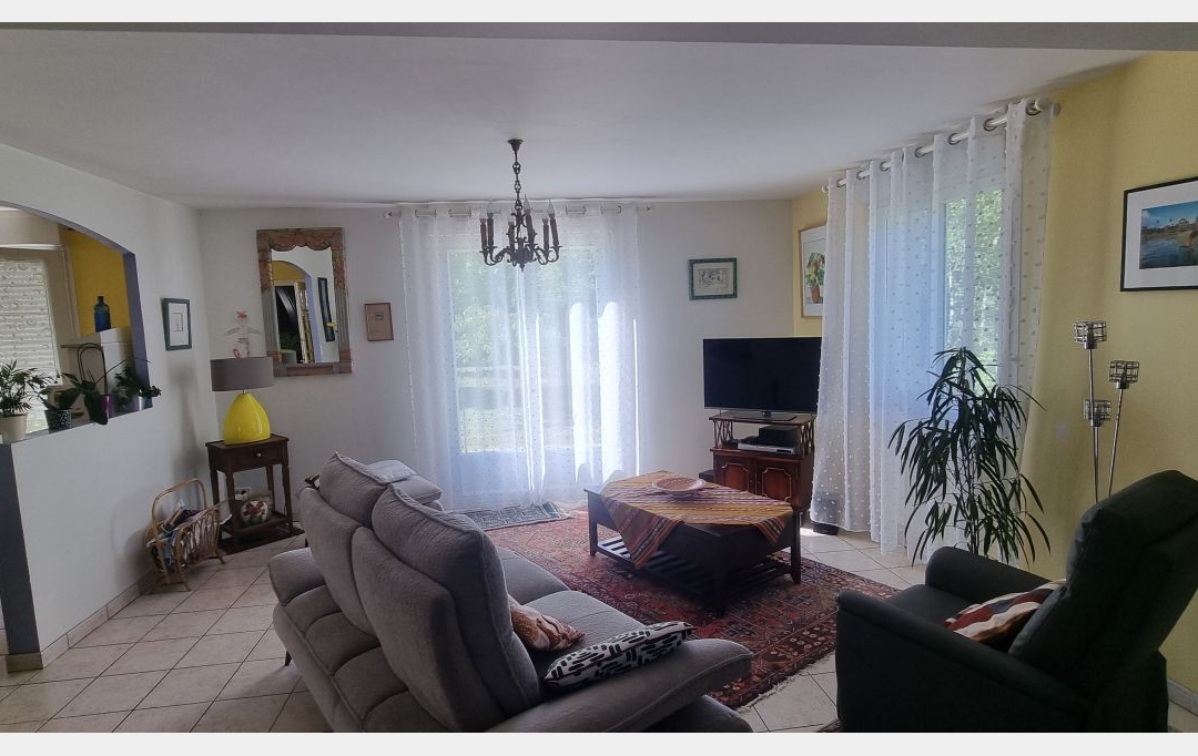 A.C.B.I. - AGENCES CHRISTINE BOYER IMMOBILIER : House | VENDOME (41100) | 164 m2 | 311 700 € 