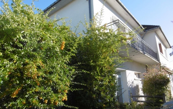 A.C.B.I. - AGENCES CHRISTINE BOYER IMMOBILIER : Maison / Villa | VENDOME (41100) | 270 m2 | 163 000 € 