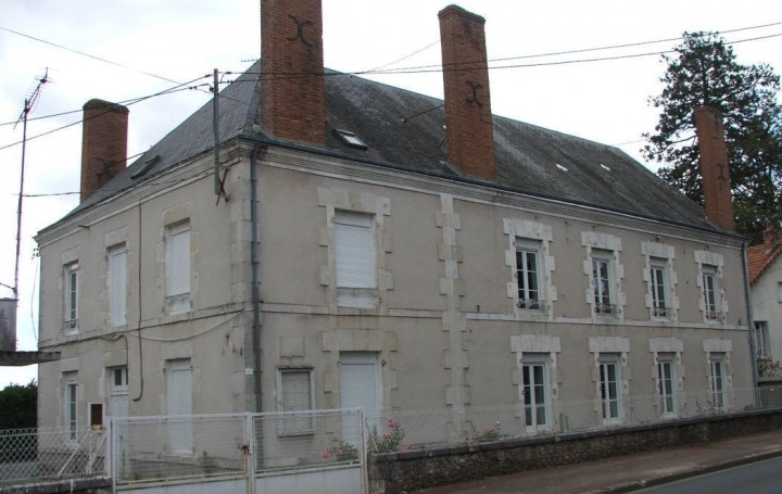 Appartement P2 BLOIS 359 m2 299 250 € Appartement P2 BLOIS 359 m2 299 250 €
