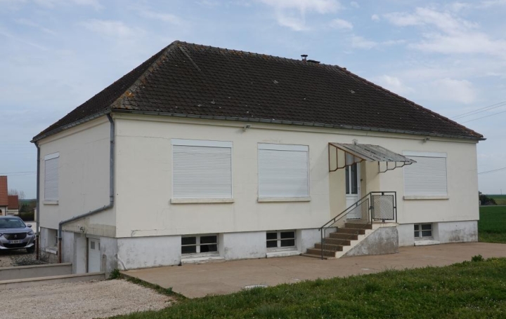 A.C.B.I. - AGENCES CHRISTINE BOYER IMMOBILIER : House | SELOMMES (41100) | 95 m2 | 118 000 € 