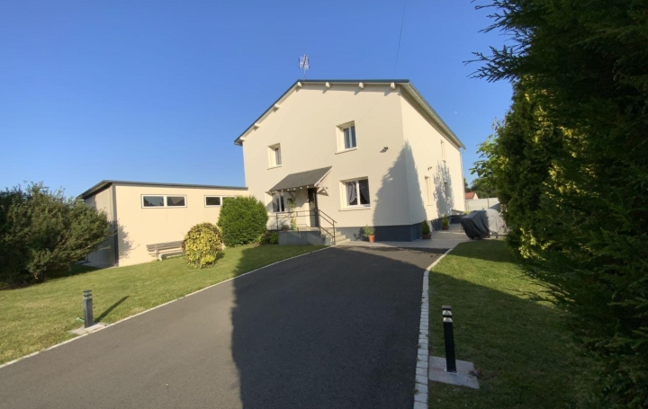 Maison VENDOME 183 m2 441 000 € Maison VENDOME 183 m2 441 000 €