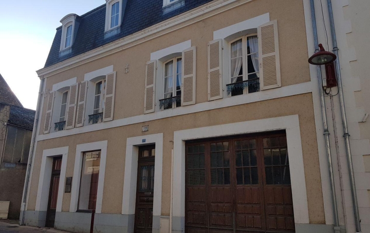 A.C.B.I. - AGENCES CHRISTINE BOYER IMMOBILIER : House | SAVIGNY-SUR-BRAYE (41360) | 224 m2 | 231 000 € 