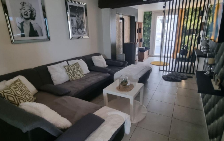  A.C.B.I. - AGENCES CHRISTINE BOYER IMMOBILIER Immeuble | VENDOME (41100) | 136 m2 | 107 000 € 