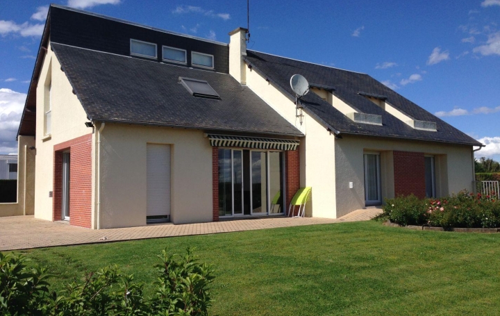 Maison OUZOUER-LE-MARCHE 226 m2 394 800 € Maison OUZOUER-LE-MARCHE 226 m2 394 800 €