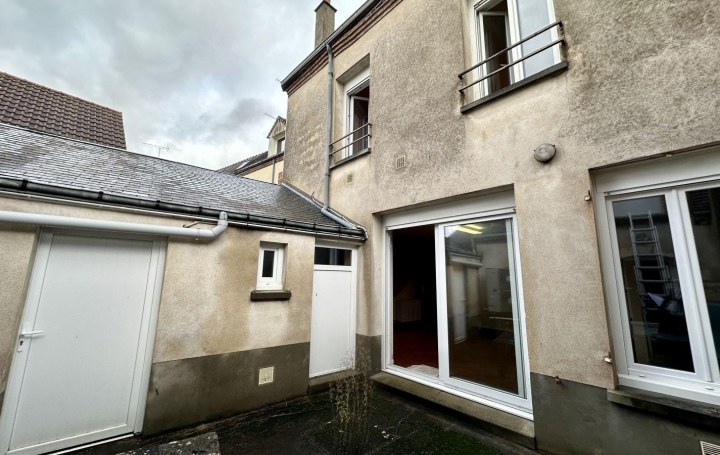 Maison MOREE 139 m2 98 000 € Maison MOREE 139 m2 98 000 €