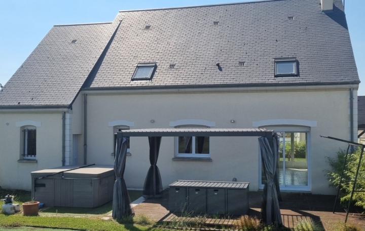 Maison VENDOME 164 m2 362 000 € Maison VENDOME 164 m2 362 000 €