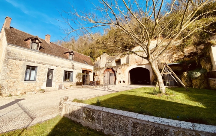 Maison VENDOME 206 m2 361 000 € Maison VENDOME 206 m2 361 000 €