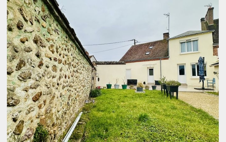 Maison MOREE 143 m2 198 000 € Maison MOREE 143 m2 198 000 €