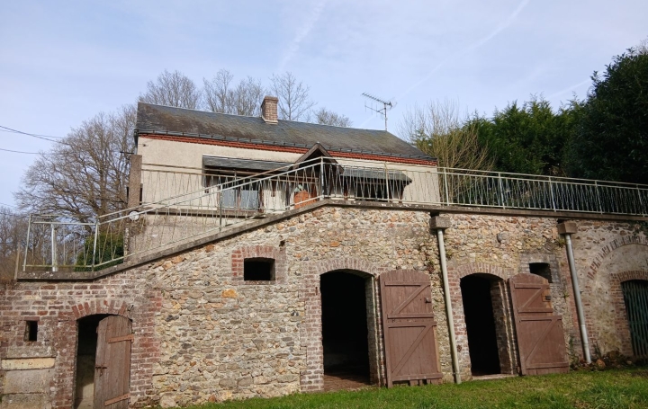 Maison MONTOIRE-SUR-LE-LOIR 72 m2 117 000 € Maison MONTOIRE-SUR-LE-LOIR 72 m2 117 000 €